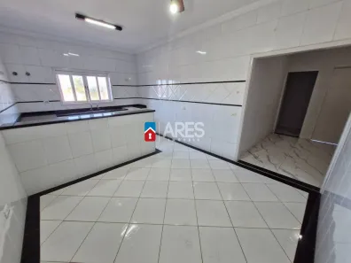 Casa com 3 Quartos para alugar, 138m² no Parque Novo Mundo, Americana