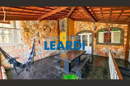 Casa com 4 Quartos à venda, 310m² no Paraíso, Belo Horizonte