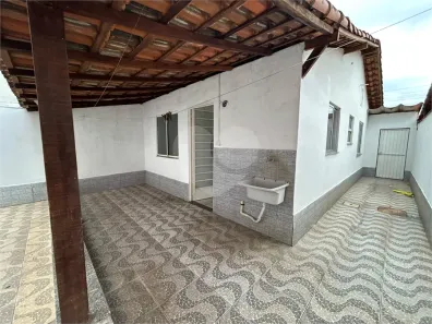 Casa com 2 Quartos à venda, 75m² no Casa de Pedra, Volta Redonda