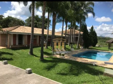 Fazenda/Sítio com 10 Quartos à venda, 1800m² no Nazare Paulista, Nazaré Paulista
