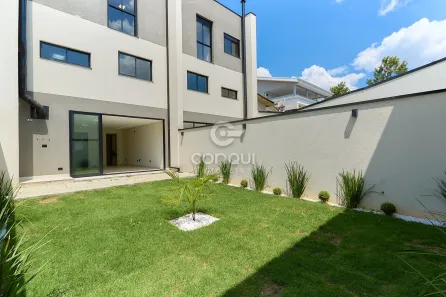 Sobrado com 3 Quartos à venda, 237m² no Centro, São José dos Pinhais