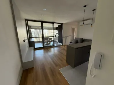 Apartamento com 2 Quartos para alugar, 77m² no Jardim das Acácias, São Paulo