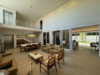 Casa de Condomínio com 3 Quartos à venda, 411m² no Parque Cidade, Goiânia
