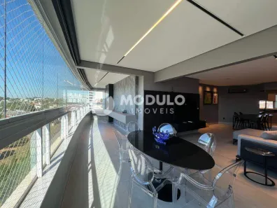 Apartamento com 2 Quartos para alugar, 138m² no Tubalina, Uberlândia