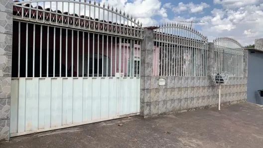 Casa com 3 Quartos à venda, 150m² no Santa Maria, Brasília