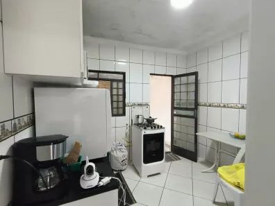 Casa com 2 Quartos à venda no Santa Luzia, Contagem