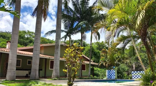 Fazenda/Sítio com 5 Quartos à venda, 350m² no Jardim Centenário, Atibaia