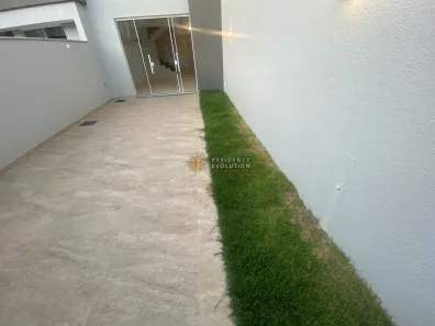 Casa com 3 Quartos à venda, 177m² no Planalto, Belo Horizonte