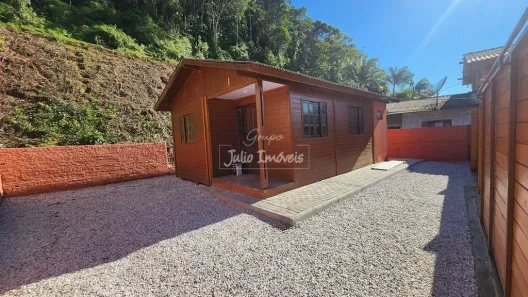 Casa com 2 Quartos para alugar, 50m² no Limeira Alta, Brusque