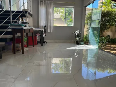 Casa de Condomínio com 3 Quartos à venda, 258m² no Loteamento Portal do Sol II, Goiânia