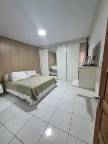 Casa com 4 Quartos para alugar, 300m² no Gleba A, Camaçari