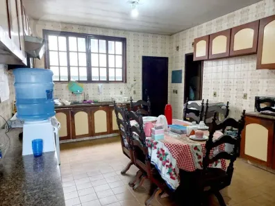 Casa com 4 Quartos à venda, 250m² no São Francisco, Niterói