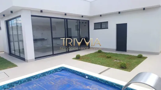 Casa com 3 Quartos à venda, 248m² no Laranjeiras, Uberlândia