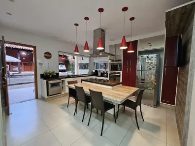 Casa com 4 Quartos à venda, 250m² no Costa do Sol, Macaé
