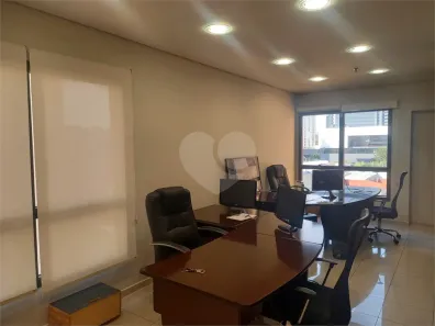 Sala Comercial para venda ou aluguel, 31m² no Chácara Santo Antônio (Zona Sul), São Paulo