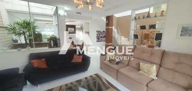 Casa de Condomínio com 3 Quartos para alugar, 312m² no Sarandi, Porto Alegre