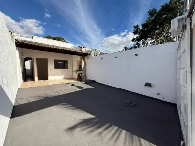 Casa com 3 Quartos à venda, 150m² no Setor Andréia, Goiânia