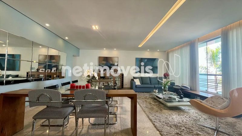 Casa com 5 quartos — Caiçaras, Belo Horizonte