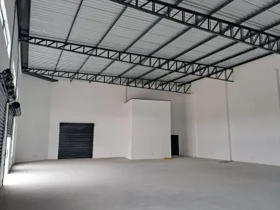 Galpão/Depósito/Armazém à venda, 350m² no Jardim Continental, Taubaté