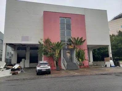Galpão/Depósito/Armazém para venda ou aluguel, 2404m² no Parque Industrial San José, Cotia
