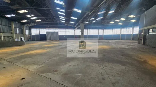 Galpão/Depósito/Armazém para alugar, 1400m² no Casa Grande, Diadema