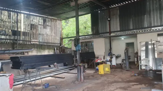 Lote/Terreno à venda, 222m² no Copacabana, Belo Horizonte