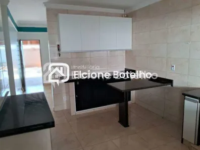 Casa com 3 Quartos à venda, 170m² no Laranjeiras, Uberlândia