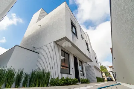 Casa de Condomínio com 3 Quartos à venda, 170m² no Orleans, Curitiba