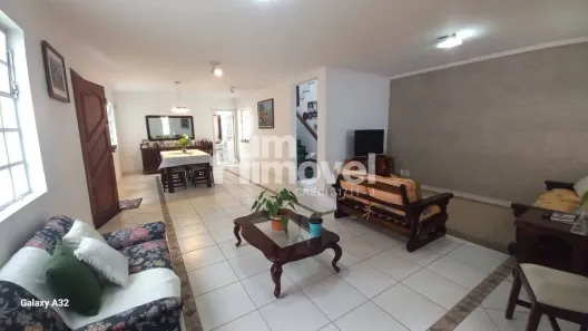 Sobrado com 3 Quartos à venda, 250m² no Vila Gumercindo, São Paulo