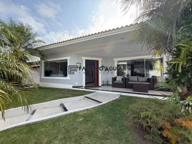 Casa com 4 Quartos à venda, 300m² no Parque Hotel, Araruama