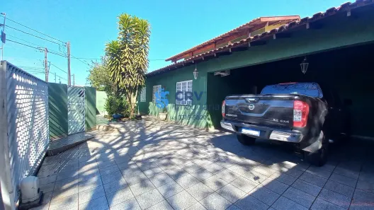 Casa com 4 Quartos para alugar, 240m² no Jardim Alvorada, Londrina