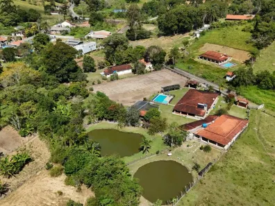 Fazenda/Sítio com 4 Quartos à venda, 432m² no , Extrema