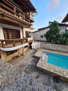 Casa com 6 Quartos à venda, 360m² no Maravista, Niterói