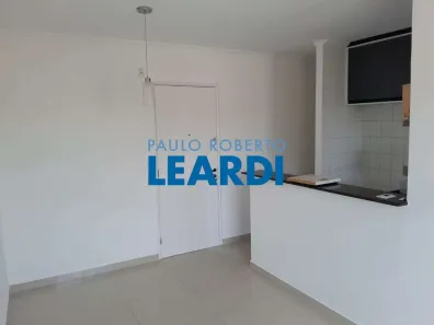 Apartamento com 2 Quartos para alugar, 2000m² no Jardim Sabará, São Paulo