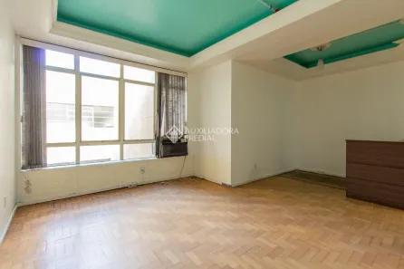 Sala Comercial à venda, 34m² no Centro Histórico, Porto Alegre