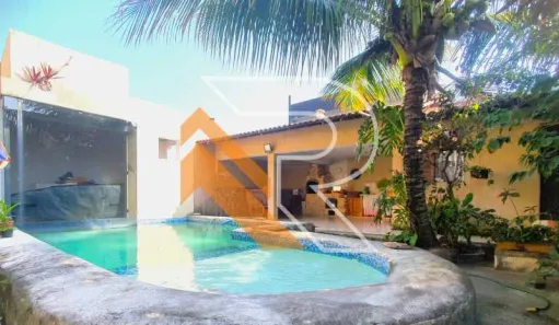 Casa com 6 Quartos à venda, 422m² no Camboinhas, Niterói