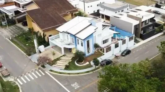 Casa de Condomínio com 3 Quartos à venda, 345m² no Piracangaguá, Taubaté