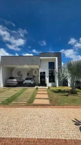 Casa de Condomínio com 3 Quartos à venda, 160m² no Shopping Park, Uberlândia