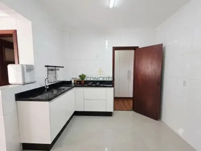 Apartamento com 4 Quartos para alugar, 125m² no Coqueiros, Florianópolis