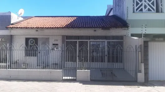 Casa com 4 Quartos à venda, 250m² no Suíça, Aracaju