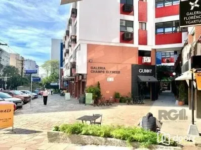 Sala Comercial à venda, 76m² no Moinhos de Vento, Porto Alegre