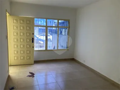 Sobrado com 3 Quartos à venda, 127m² no Cidade Domitila, São Paulo