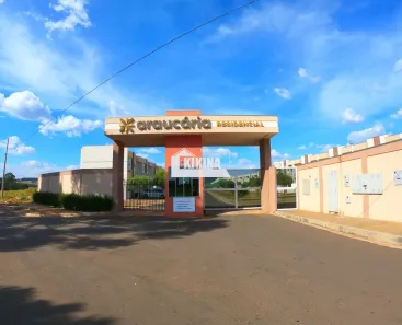Sobrado com 2 Quartos para alugar, 60m² no Uvaranas, Ponta Grossa