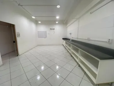 Ponto Comercial para alugar, 250m² no Pinheiros, São Paulo