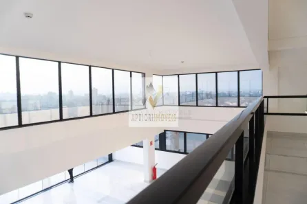 Consultório para alugar, 164m² no Parque Jaçatuba, Santo André