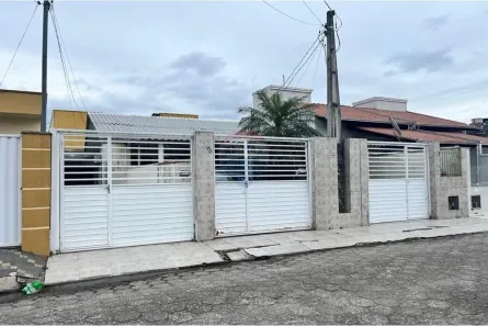 Casa com 3 Quartos à venda, 165m² no São Domingos, Navegantes