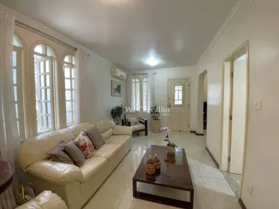 Sobrado com 4 Quartos à venda, 200m² no Boqueirão, Santos
