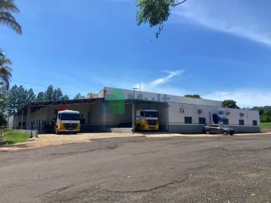 Galpão/Depósito/Armazém à venda, 4400m² no Centro, São Simão