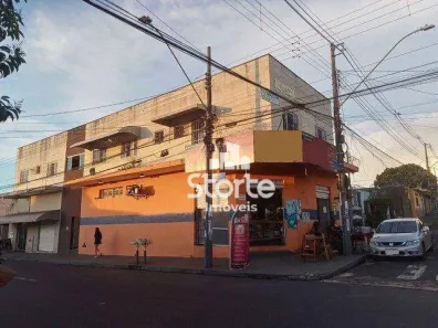 Ponto Comercial à venda, 450m² no Nossa Senhora das Graças, Uberlândia