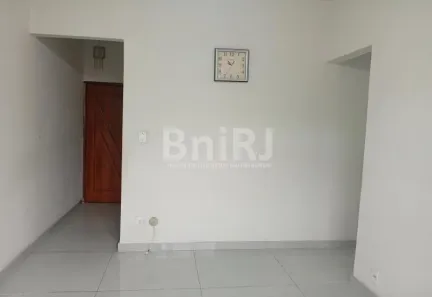 Apartamento com 2 Quartos para alugar, 67m² no Senador Camará, Rio de Janeiro